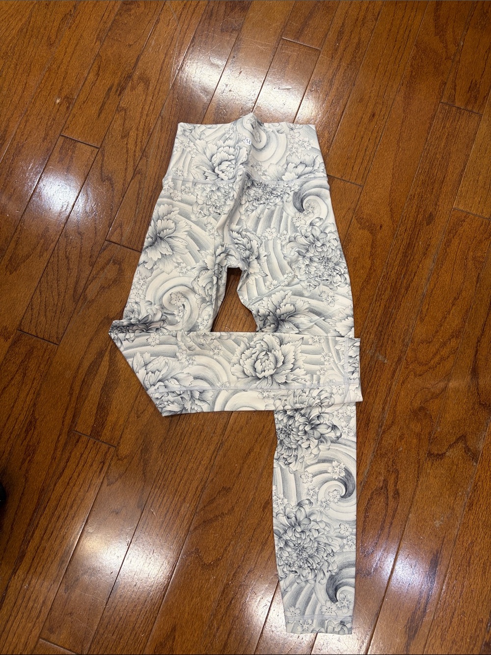 095. Lululemon Wunder Under Hi-Rise 7/8 Tight *25" Twine White size 4 EUC - Picture 14 of 14